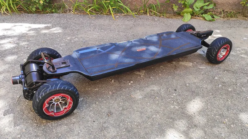 Крутой борд Meepo Hurricane Vaider AT с приводом Geardrive — фото 2