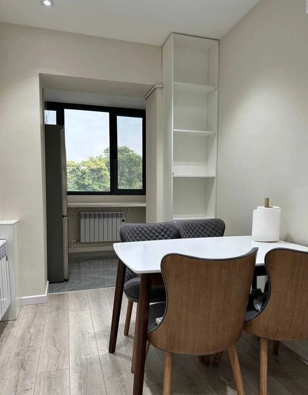 Госпитальный • 2 комнаты • 55 м² • 4/7 этаж 3