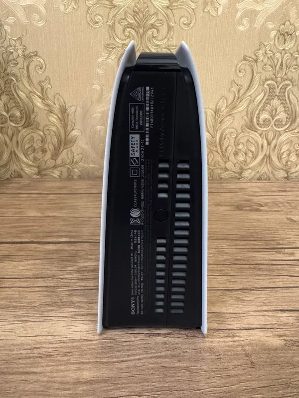 Playstation 5 pro 2tb 2 жойстика 6