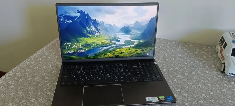 Ноутбук Dell Vostro 1 Ноутбук Dell Vostro 1
