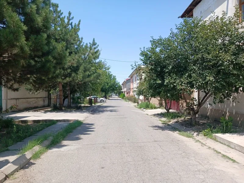 Учхоз Алишеробод, М.Улугбекский р-н! Про-ся 3-соток земельный участок 3