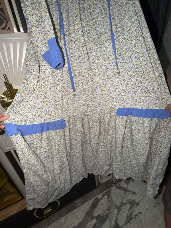Продаётся летнее платье для женщин 4 Продаётся летнее платье для женщин 4
