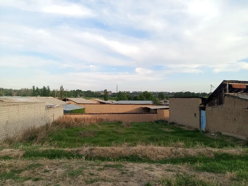 Продаётся участок 2 сотки срочно 4
