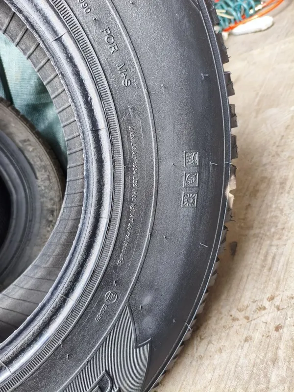 Kama-219 225/70R16 баллон для UAZ Patriot 3 Kama-219 225/70R16 баллон для UAZ Patriot 3
