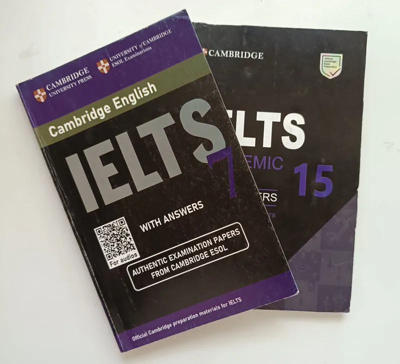 Книги Cambridge IELTS 7 и IELTS 15 Academic Книги Cambridge IELTS 7 и IELTS 15 Academic