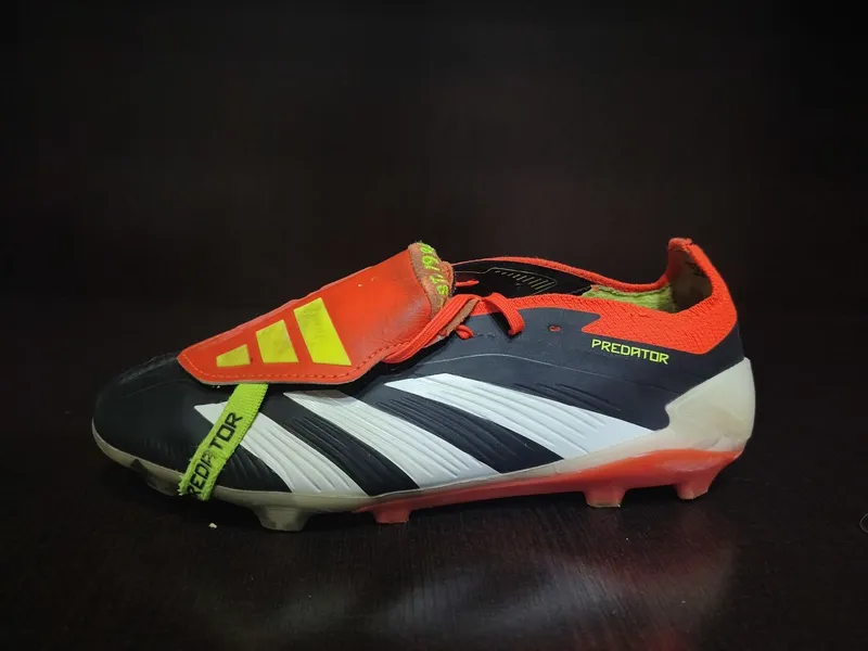 Бутсы( Adidas predator elite )