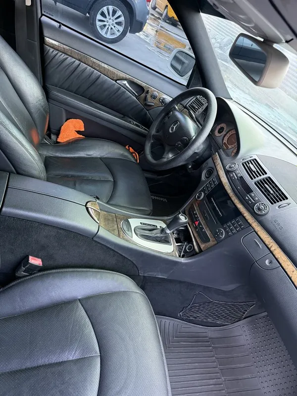 Mercedes benz W211 4 Mercedes benz W211 4