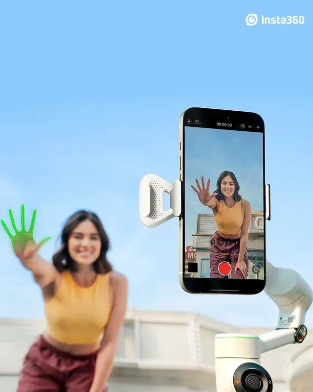 Стабилизатор Insta360 Flow 2 Pro (AI Tracker Bundle) — фото 1