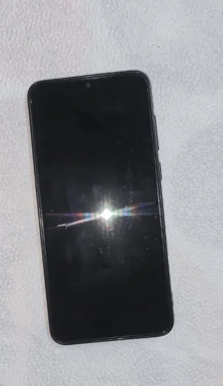 Galaxy A05 Hotira 128gb Narx 850 soʻm karobka yoq
