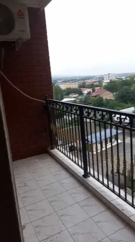 Продаётся дом, квартира в многоэтажном доме в центре города (САРИКУЙ) 2 Продаётся дом, квартира в многоэтажном доме в центре города (САРИКУЙ) 2