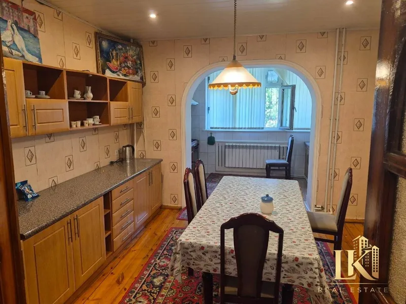 Продаётся 4-комнатная квартира, 151 м², 3/9, Мирабадский район — фото 3