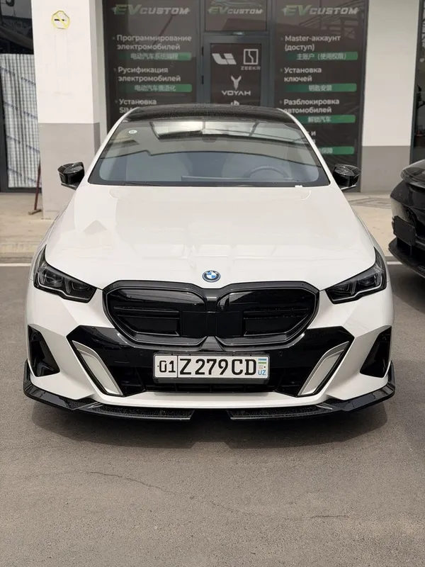 Bmw i5 40L m paket dop opsiyali 1 Bmw i5 40L m paket dop opsiyali 1