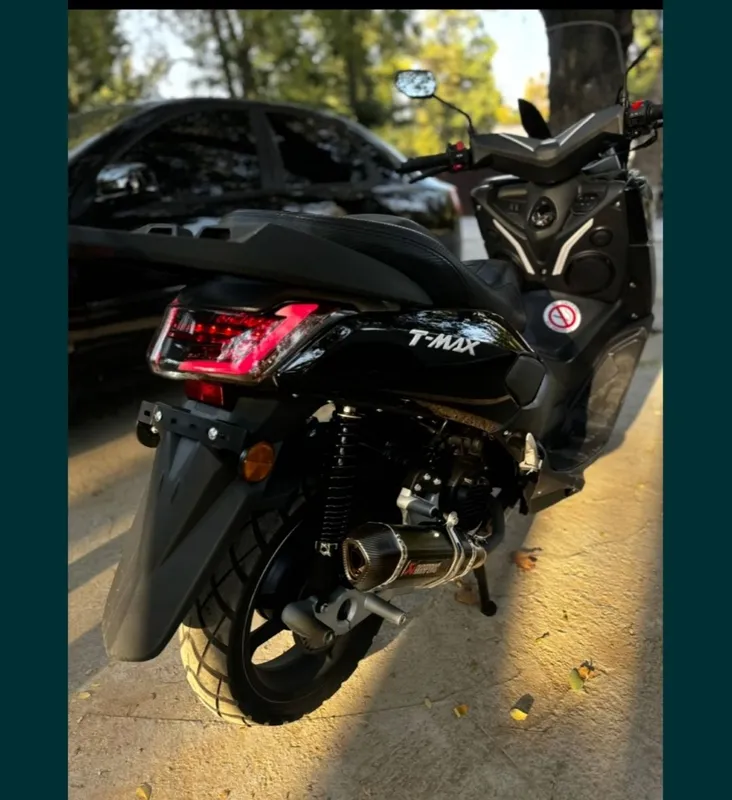 Продаётся T MAX 4 Продаётся T MAX 4