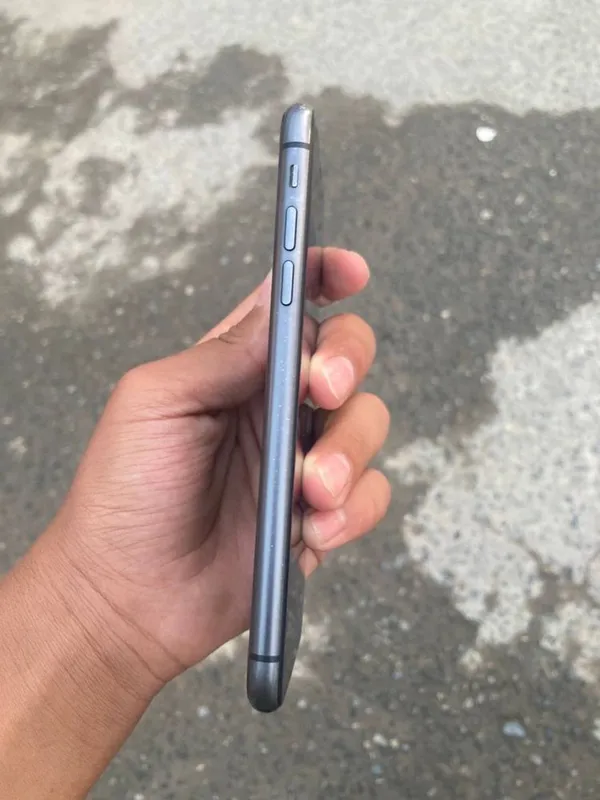 Iphone 11 sotiladi