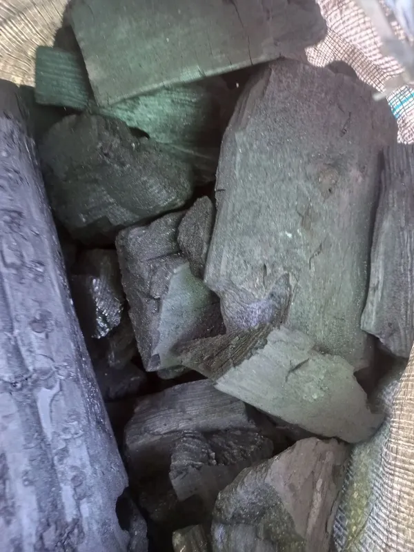 Уголь древесный писта кумр бор 2 Уголь древесный писта кумр бор 2