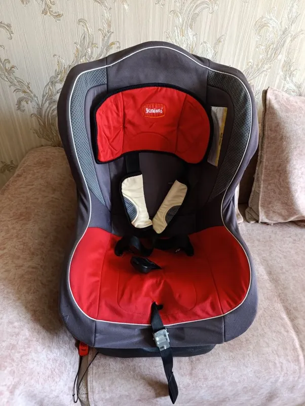 Срочно продаётся детское автокресло. Срочно продаётся детское автокресло.