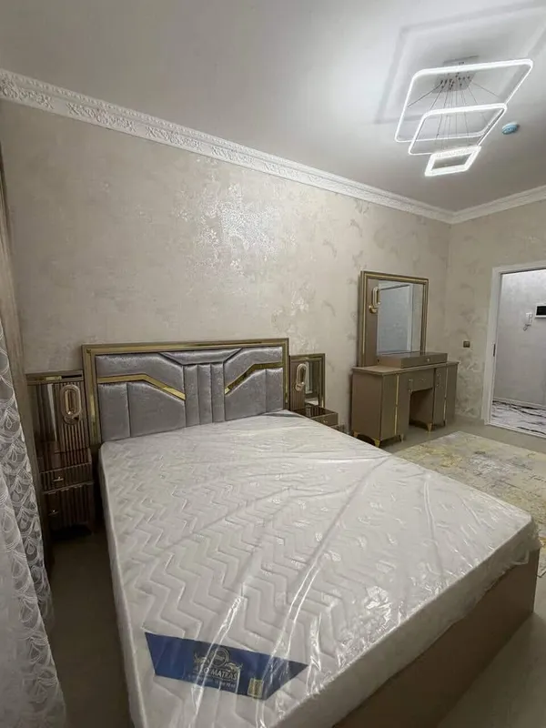 Метро Дружба народов 2-х комнатная 550$