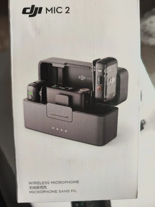 Беспроводной микрофон DJI Mic 2 (2TX + 1RX + Charging Case) Оригинал 1 Беспроводной микрофон DJI Mic 2 (2TX + 1RX + Charging Case) Оригинал 1