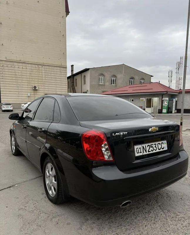 Lacetti 1.6 2013 4 Lacetti 1.6 2013 4