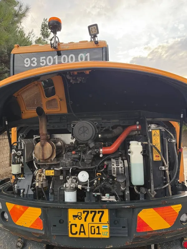 Hyundai 65A . 6 Hyundai 65A . 6