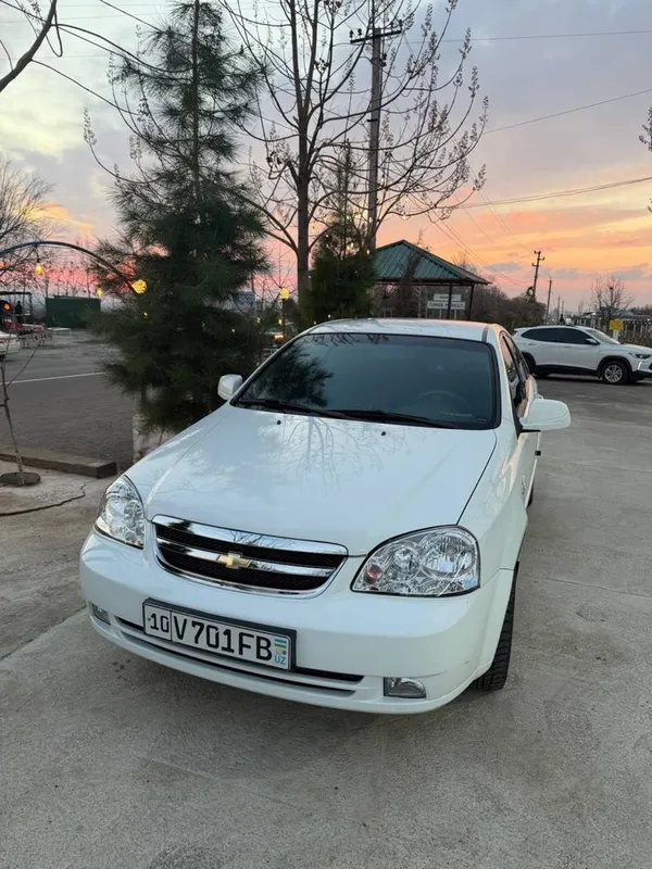 Lasetti 2 pozitsiya 1.8