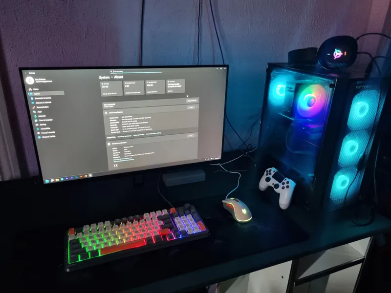 Kuchli Gaming Kompyuter + 180Hz Monitor Kuchli Gaming Kompyuter + 180Hz Monitor