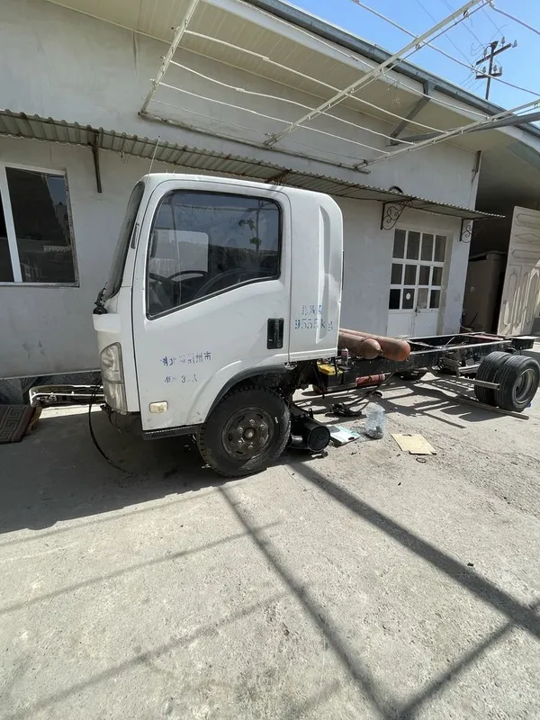 Isuzi avtobusga kabinka qoyib beramiz — фото 1