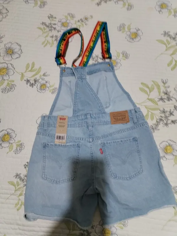 Джинсовый комбинезон Levis, на девочку до 10 лет — фото 1