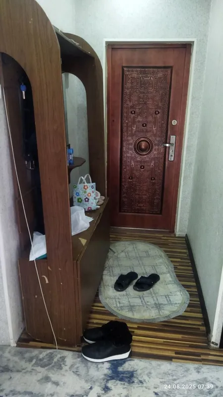 Продаётся квартира, Юнусабад 7 квартал 10 Продаётся квартира, Юнусабад 7 квартал 10