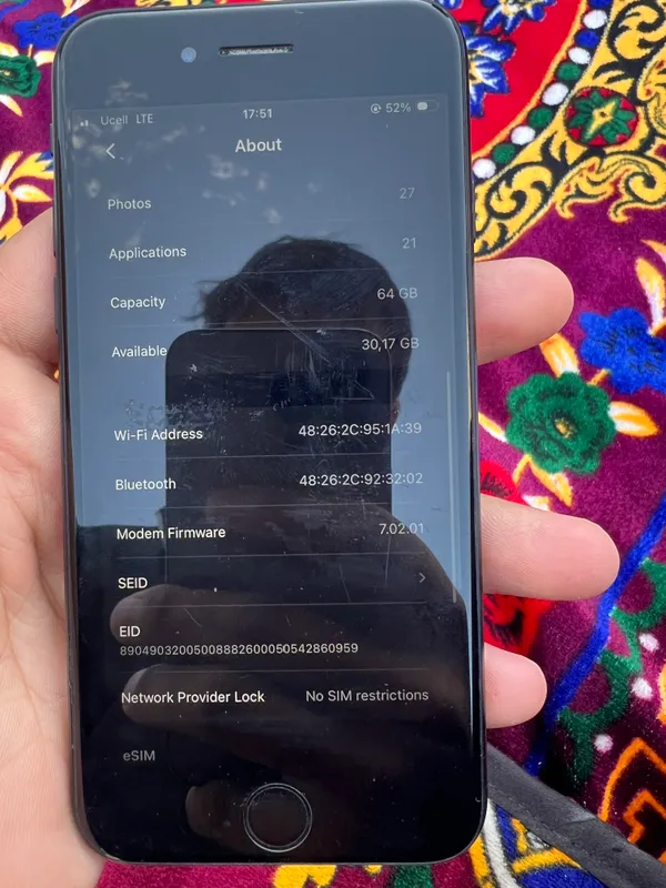 Iphone se 2020 2nd gen holati yaxshi kelishamiz. 8