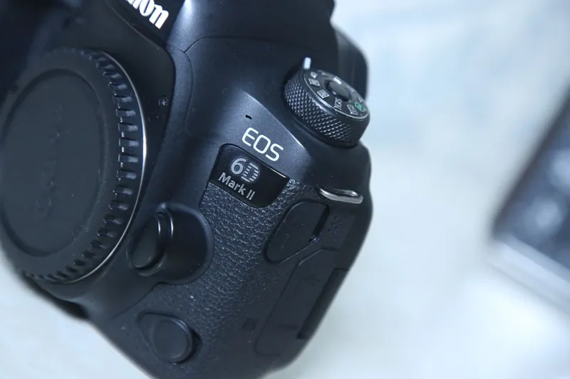 Canon eos 6D mark 2 sotiladi chetdan kelgan 1