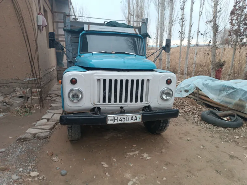 Gaz 52 04 yili 1989 yuradi