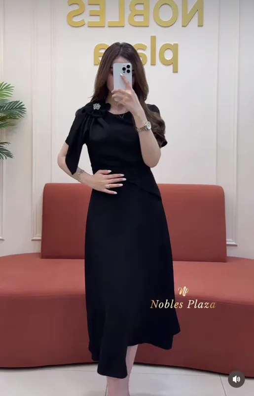 Платье черное