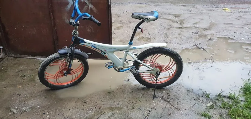 Velik bmx sotiladi