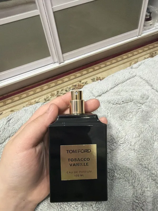 Продам духи Tomford tobacco vanille 5 Продам духи Tomford tobacco vanille 5