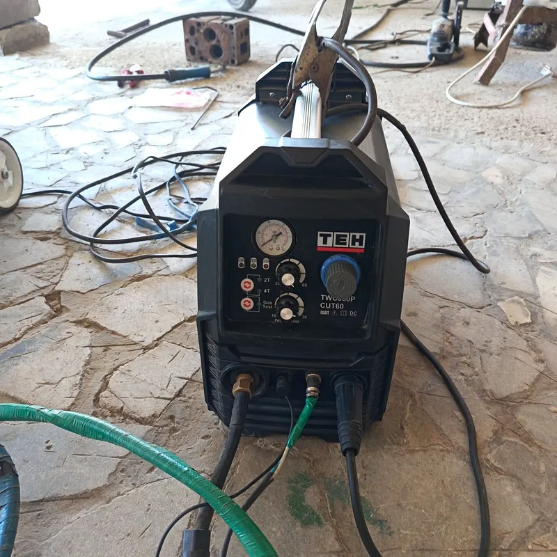 Lazer kamprestir