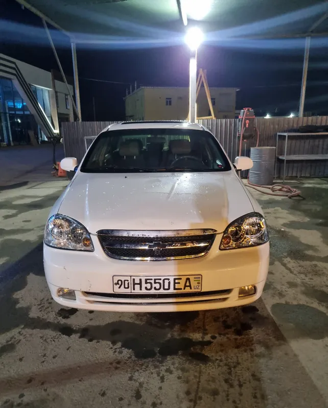 Продаётся Lacetti с автоматической коробкой передач 3 Продаётся Lacetti с автоматической коробкой передач 3