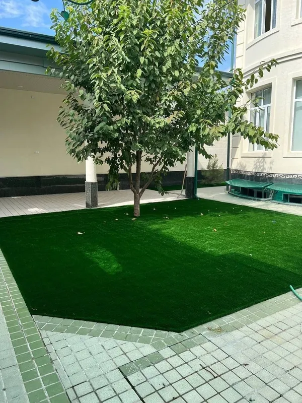 Sifatli suniy gazon va eco zabor sotiladi. O‘rnatish xizmati" — фото 1