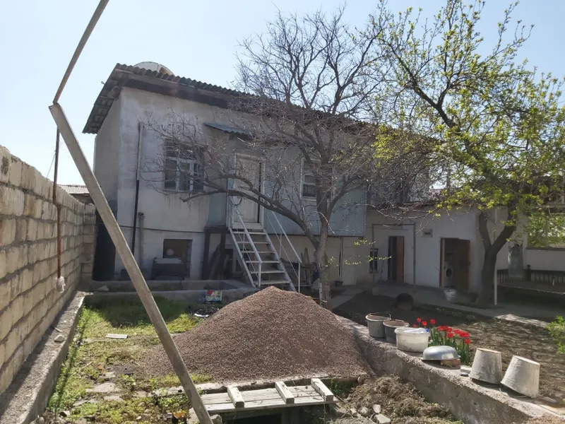 Ҳовли уй катта бозор маҳалласида сотилади — фото 3