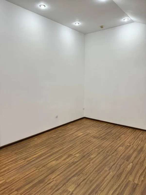 Собственник.Ц 1 540 м2 отдельно стоящее 4 эт.здание. 6
