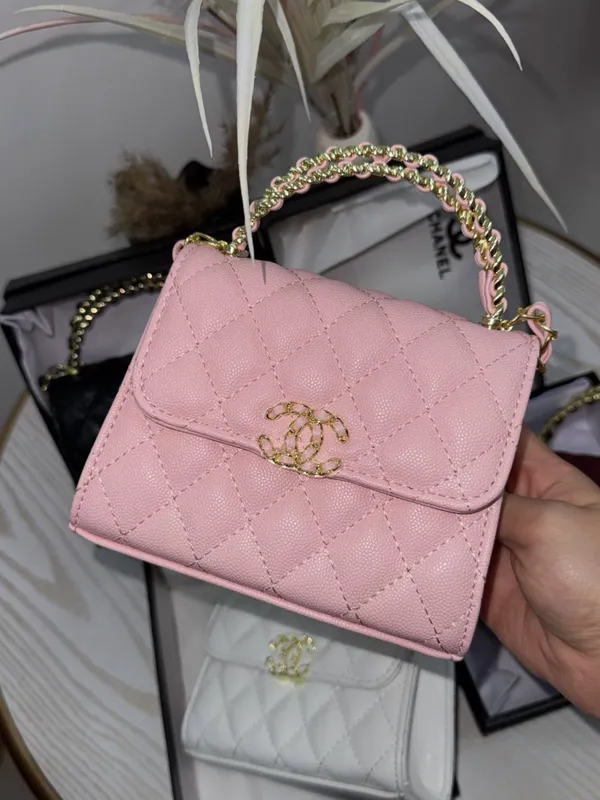 Оригинальная сумка Chanel, с коробкой и документами 4 Оригинальная сумка Chanel, с коробкой и документами 4