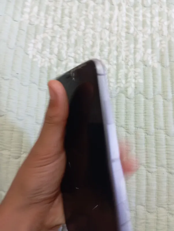 iPhone 11 3