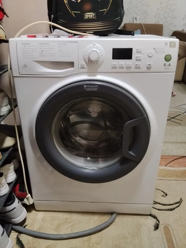 Продам стиральную машину