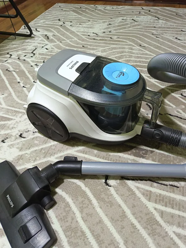 Пылесос Philips 2000 Series 3 Пылесос Philips 2000 Series 3
