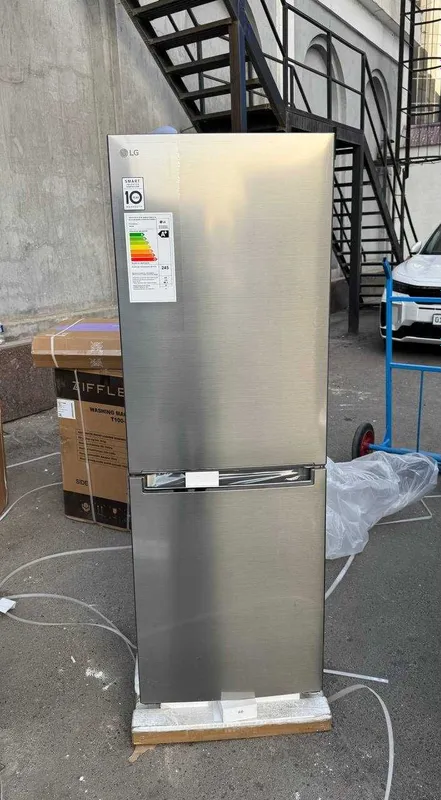 Холодильник LG GC-B399SMCL Inverter No Frost DoorCooling+ — фото 1