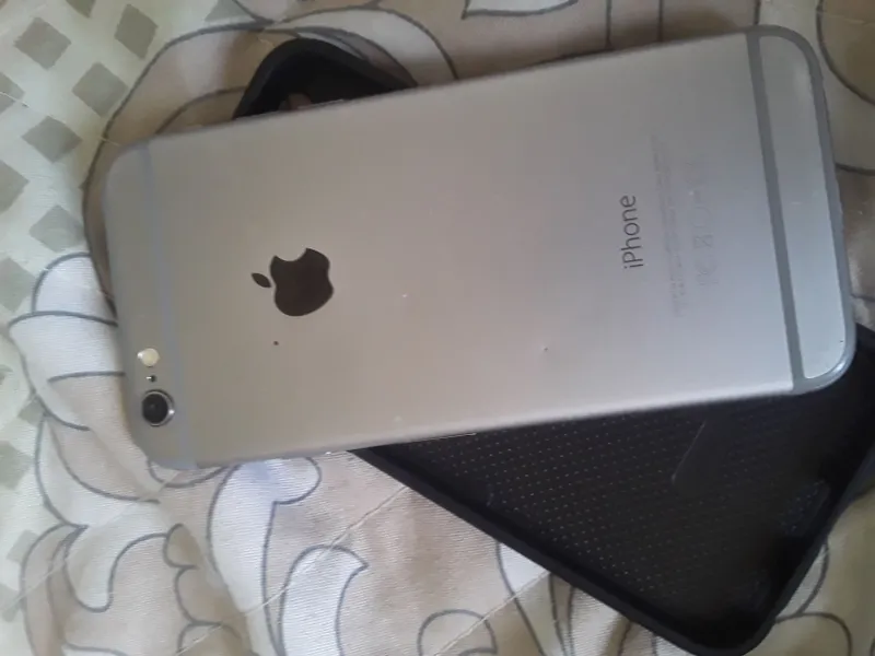 iPhone 6 4