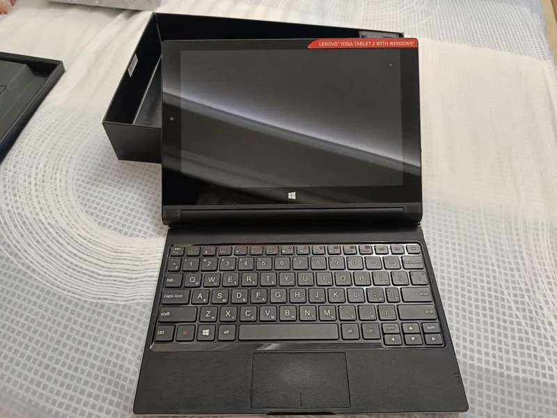 Lenovo YOGA Tablet 2 with Windows 5