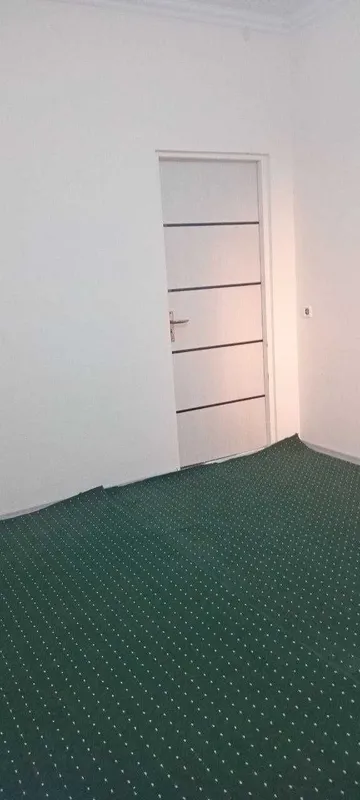2 хонали уй ижарага берилади му'лжал Моваро уйлари 5 чи микро район — фото 4 2 хонали уй ижарага берилади му'лжал Моваро уйлари 5 чи микро район — фото 4