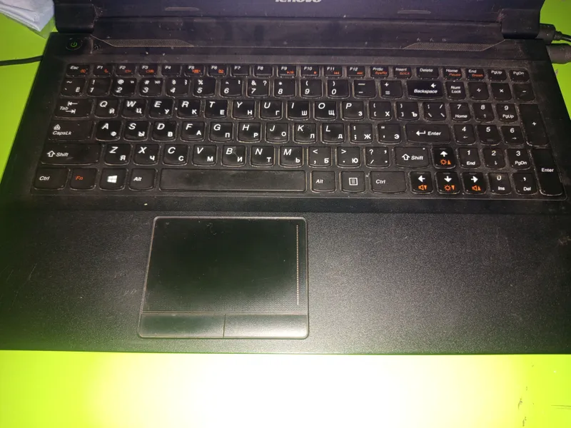 Lenovo. Windows 7