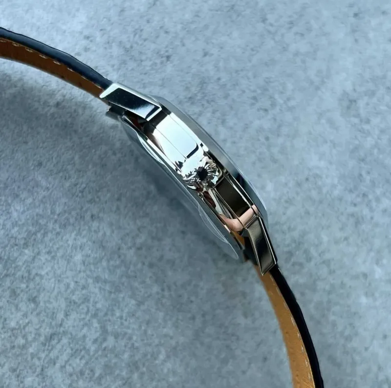 Швецарские часы фирмы Longines, механика с автоподзаводом — фото 2